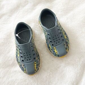 Native Shoes Kids Robbie Sugarlite camo print Shoes Cut-Out Slip-On Style